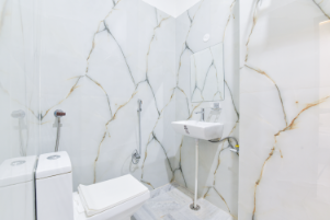 Modern bathroom