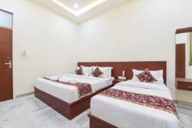 Double bed room